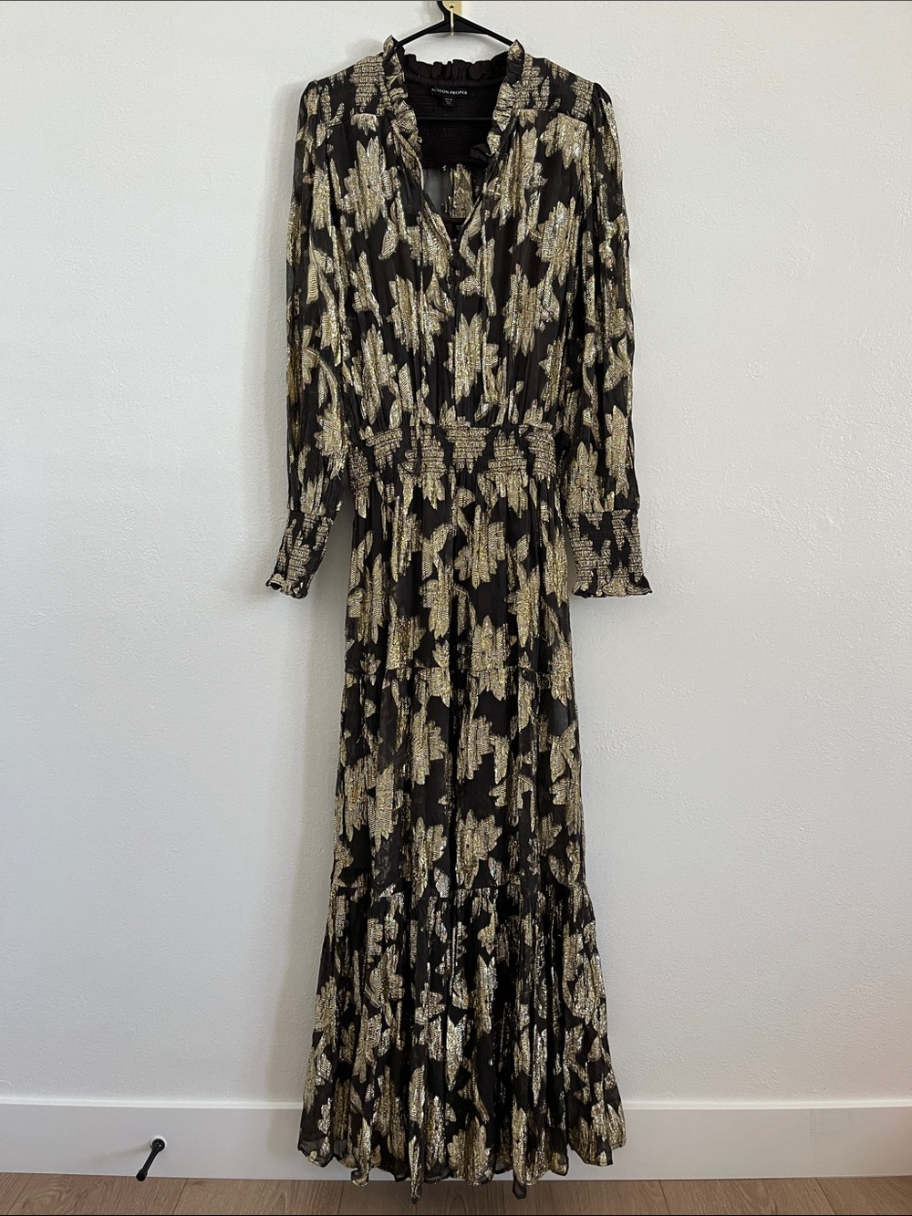 Boston Proper Black and Gold Metallic Maxi Dress Size Medium
